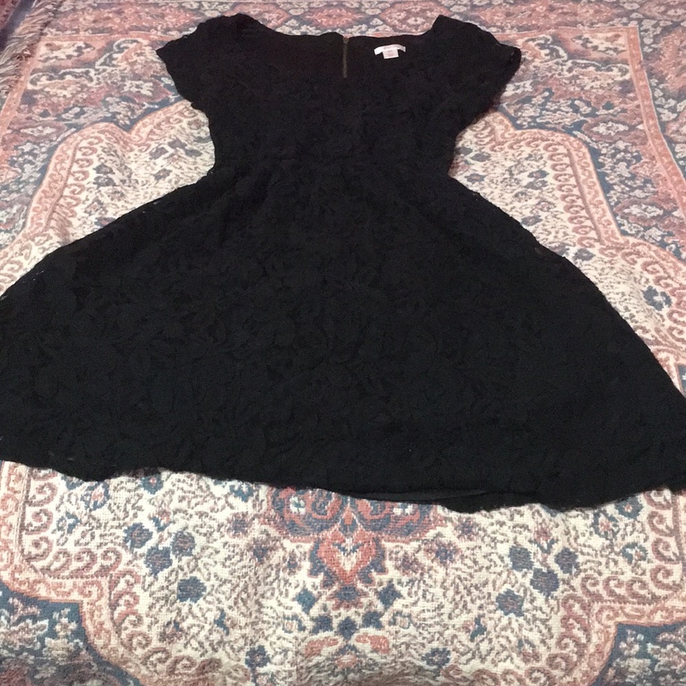 Black lace dress